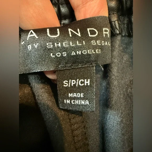 Laundry by Shelli Segal Faux Leather Black Joggers Pants - Picture 10 of 11